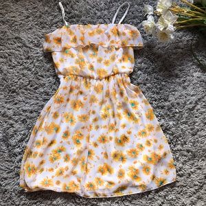 Papaya yellow floral strapless dress🌼